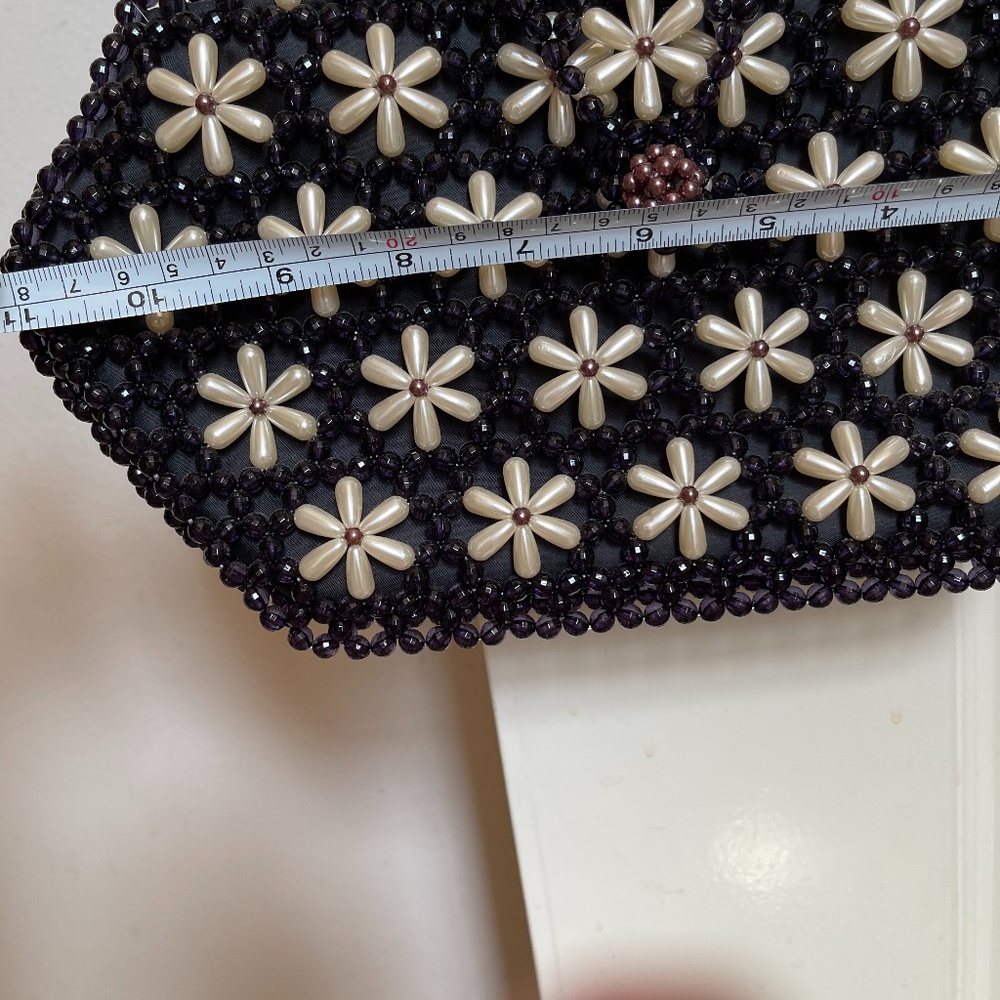 Handbag - Picture 6 of 10